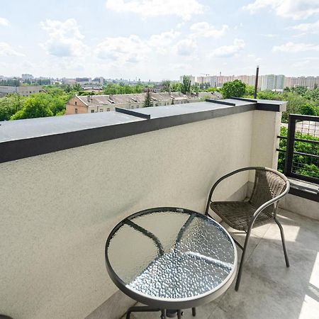 Petrovdom 5-25 In Cozy Apartment In Residential Complex "Beresteiskyi" 基輔 外观 照片