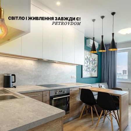 Petrovdom 5-25 In Cozy Apartment In Residential Complex "Beresteiskyi" 基輔 外观 照片