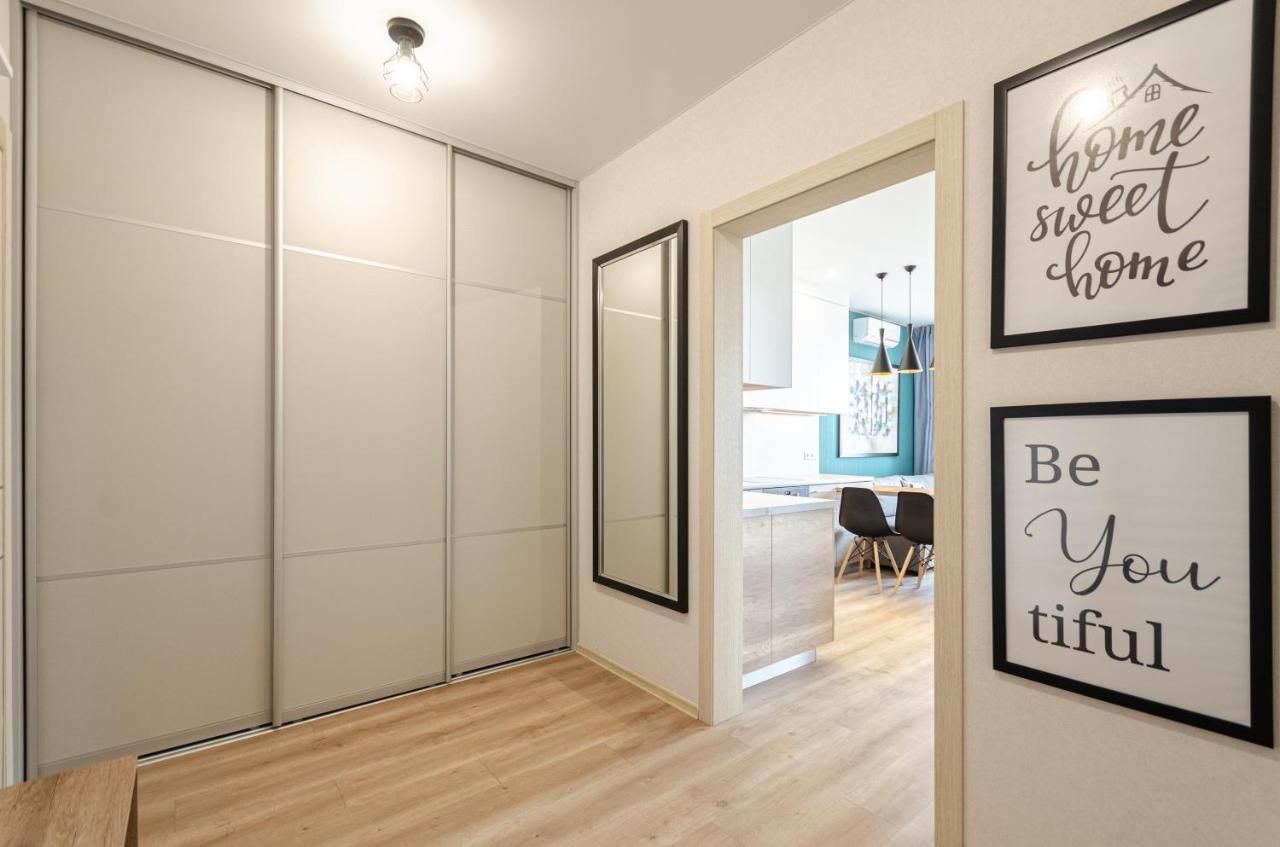 Petrovdom 5-25 In Cozy Apartment In Residential Complex "Beresteiskyi" 基輔 外观 照片