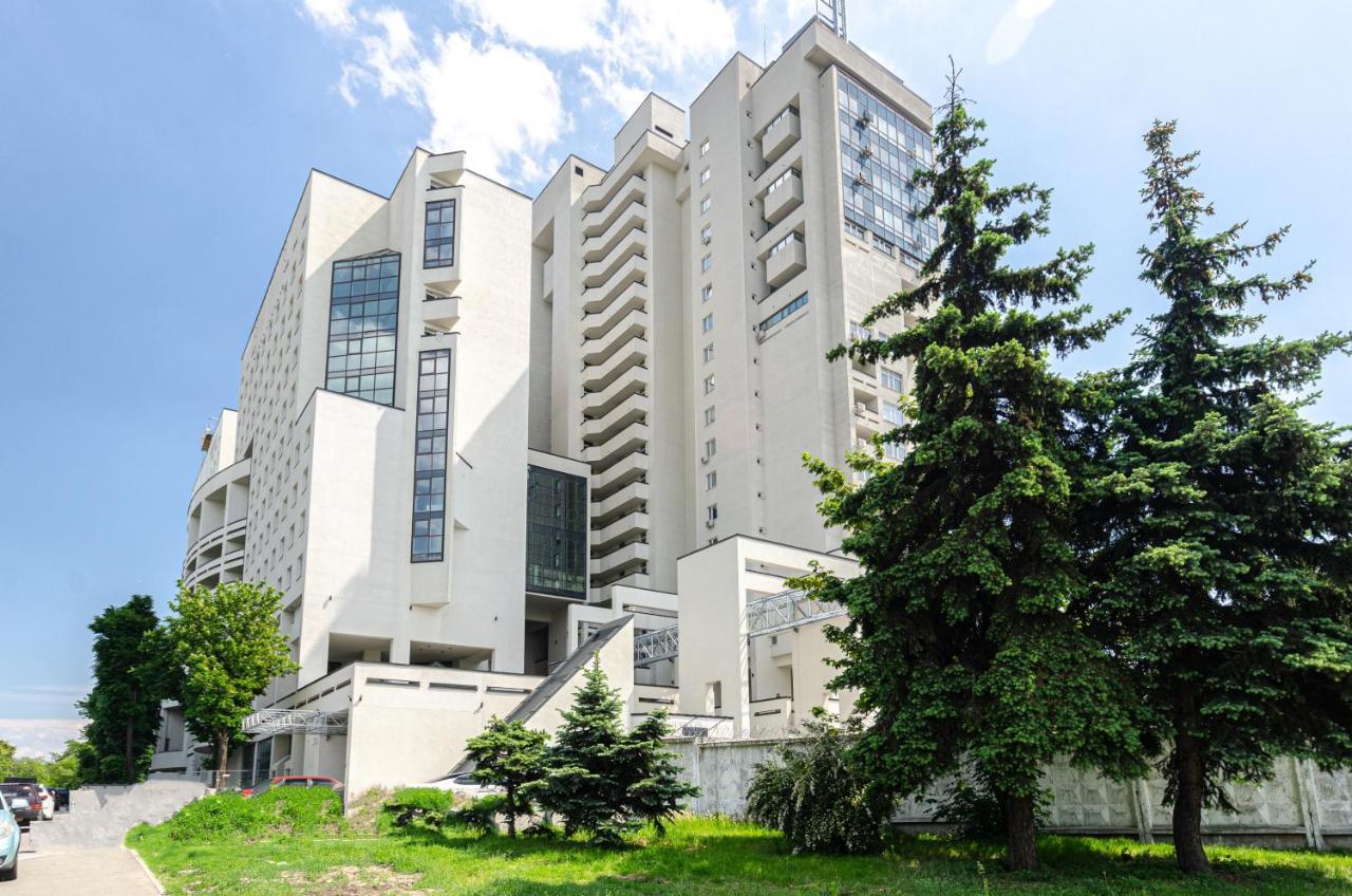 Petrovdom 5-25 In Cozy Apartment In Residential Complex "Beresteiskyi" 基輔 外观 照片