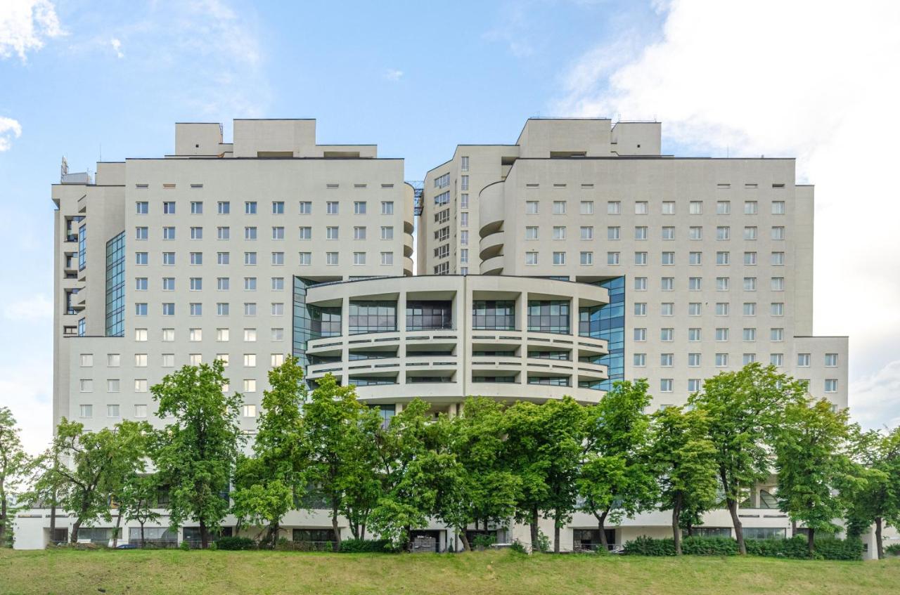Petrovdom 5-25 In Cozy Apartment In Residential Complex "Beresteiskyi" 基輔 外观 照片